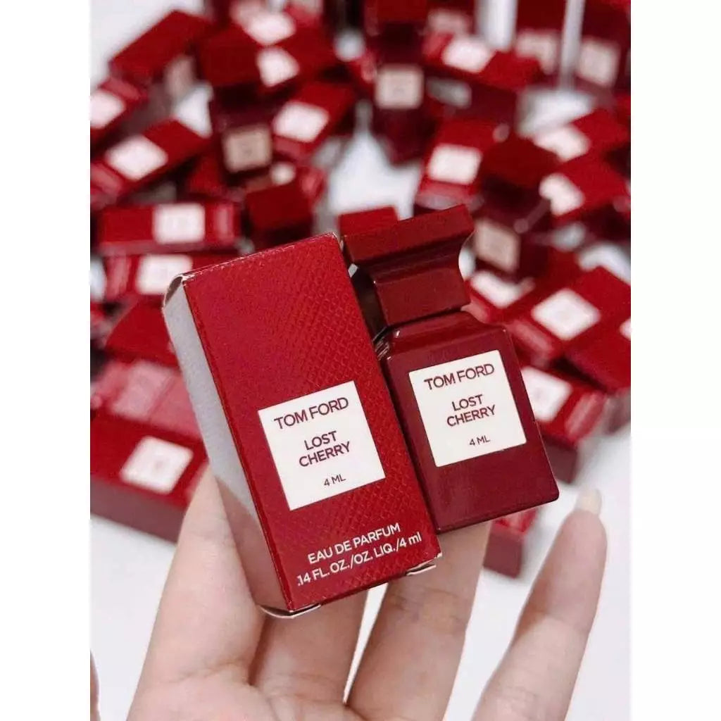 Hàng US - nước hoa 𝗧𝗼𝗺 𝗙𝗼𝗿𝗱 𝗟𝗼𝘀𝘁 𝗖𝗵𝗲𝗿𝗿𝘆 𝗘𝗗𝗣 mini 4ml