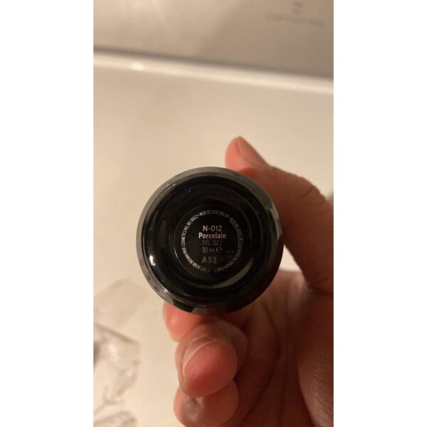 Kem Nền Bobbi Brown Intensive Skin Serum Foundation 𝐒𝐏𝐅 𝟒𝟎 𝐏𝐀+++ (𝟑𝟎𝐦𝐥)