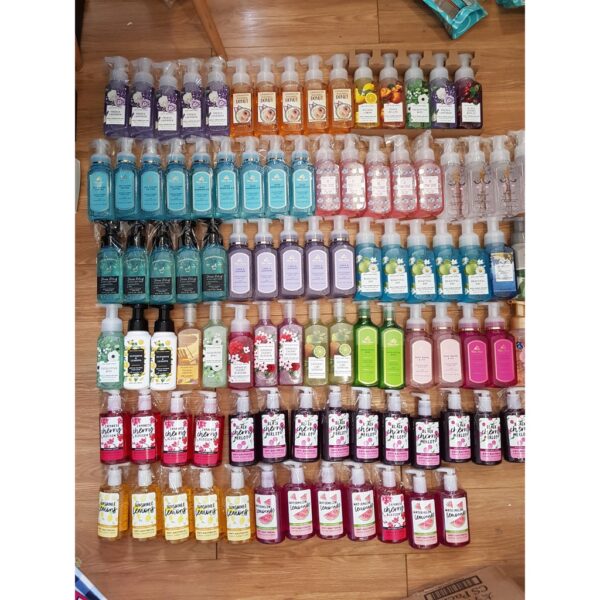 240c850a7e28454e200efaa6907f7377.jpg Nước rửa tay Bath and Body Works 259ml