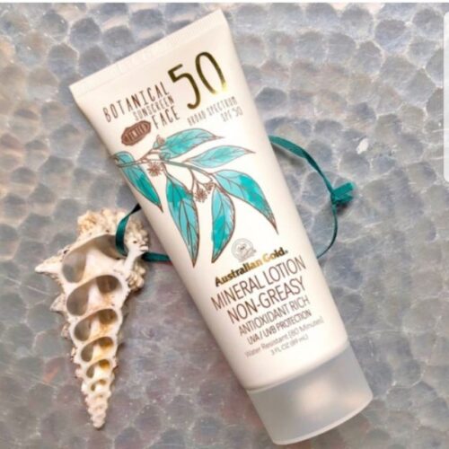 c26f184a0274002f94575b463e55c0cc.jpg Kem chống nắng Australian Gold Botanical Sunscreen Tinted Face Mineral Lotion SPF 50 89ml