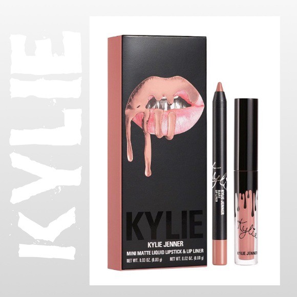 d59431acdb800feaf7f3418513f618c3.jpg Bộ son Kylie Liquid Lipstick + Lip Liner (bare)