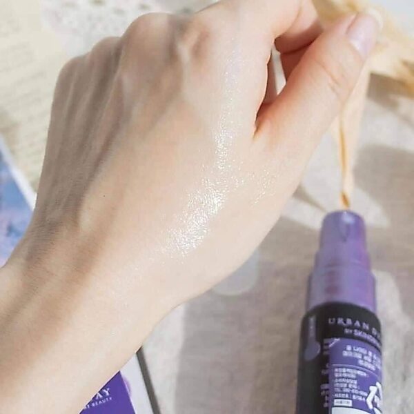Hàng US - Xịt khóa nền Make up Urban Decay