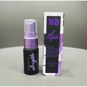 Hàng US - Xịt khóa nền Make up Urban Decay